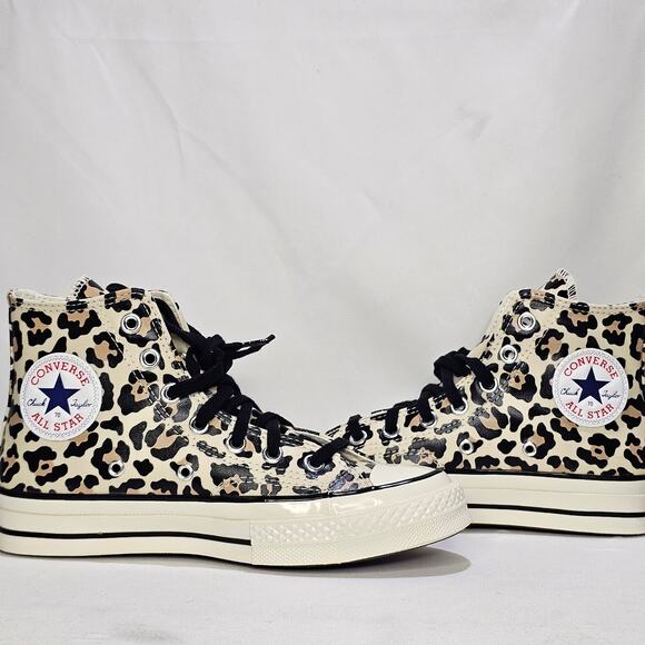 Converse Women Chuck 70 Glow In The Dark Leopard Print HiTop Size 7 a13436c NWT - Picture 2 of 8